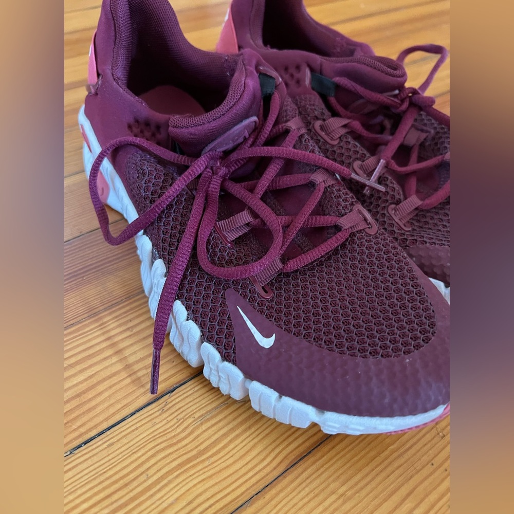 Maroon Nike Metcons
